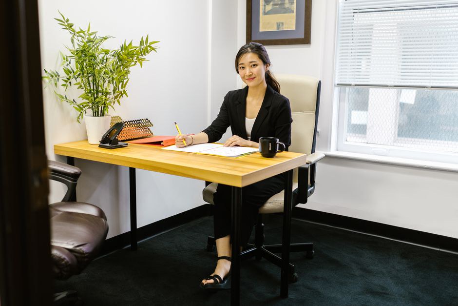Cách chọn ghế lãnh đạo cho phòng nhỏ